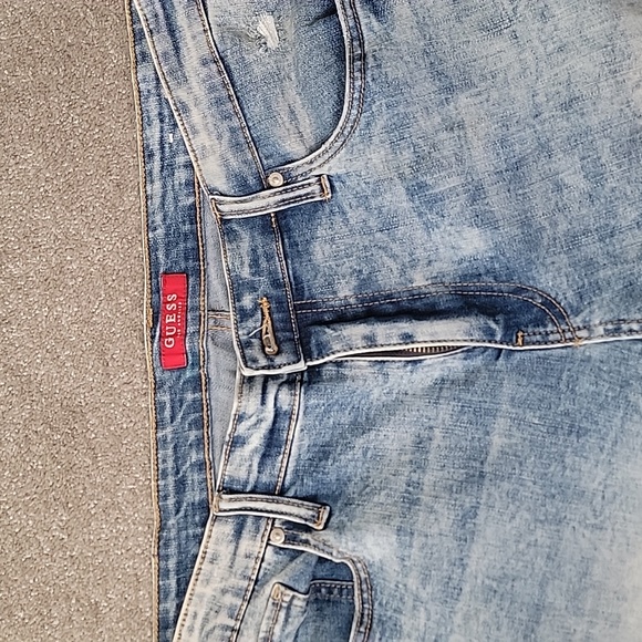 Guess jeans, distressed boyfriend fit sz 38 - Picture 2 of 3